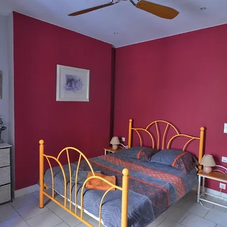 Marquise De Roc * Roquebrun