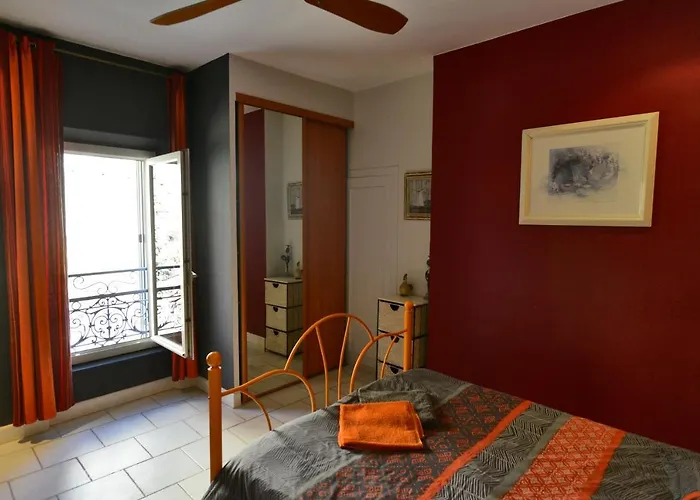 Marquise De Roc Roquebrun